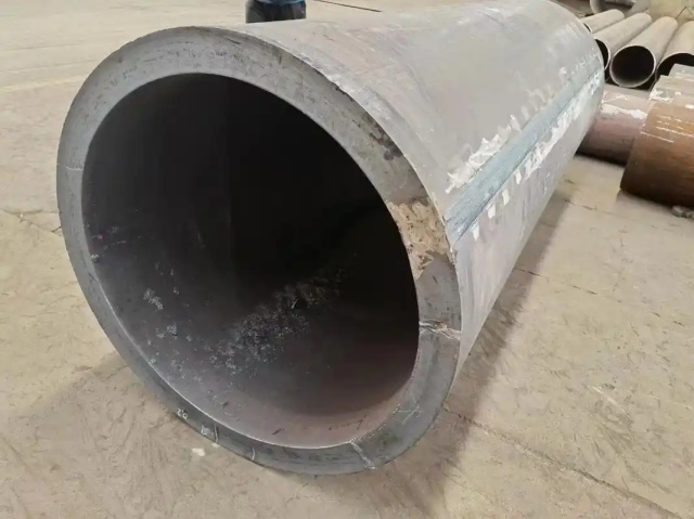 高昌30CrMo大口径无缝钢管